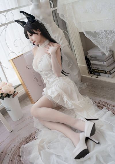 欧美女人bbbb_720免费观看电视剧