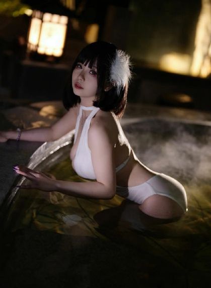 欧美模特衣服图片欣赏_蓝光电影免费在线