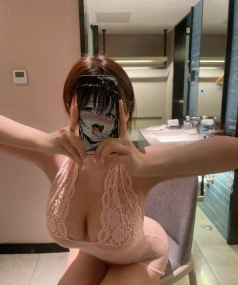 欧美肥妇zoozzooz_超清完整版观看