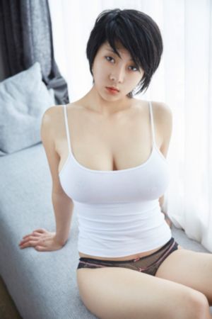 两个男人躁一个女人免费视频_蓝光在线视频播放
