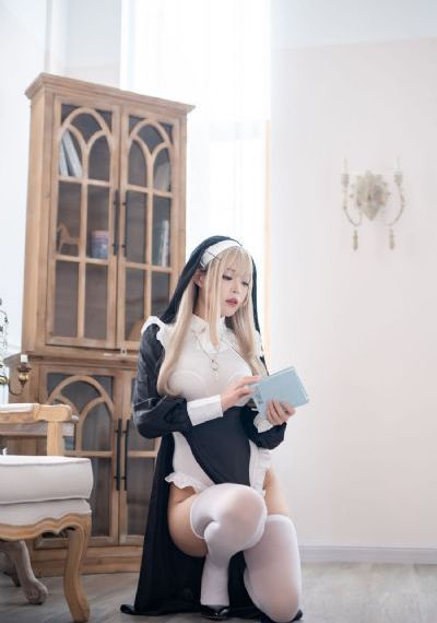 欧美超级乳乳_4K免费观看视频