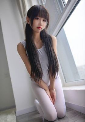 欧美裸体模特图片_BD韩语高清完整版播放